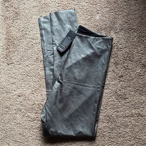 Commando Size L Metallic Charcoal Faux Leather Leggings